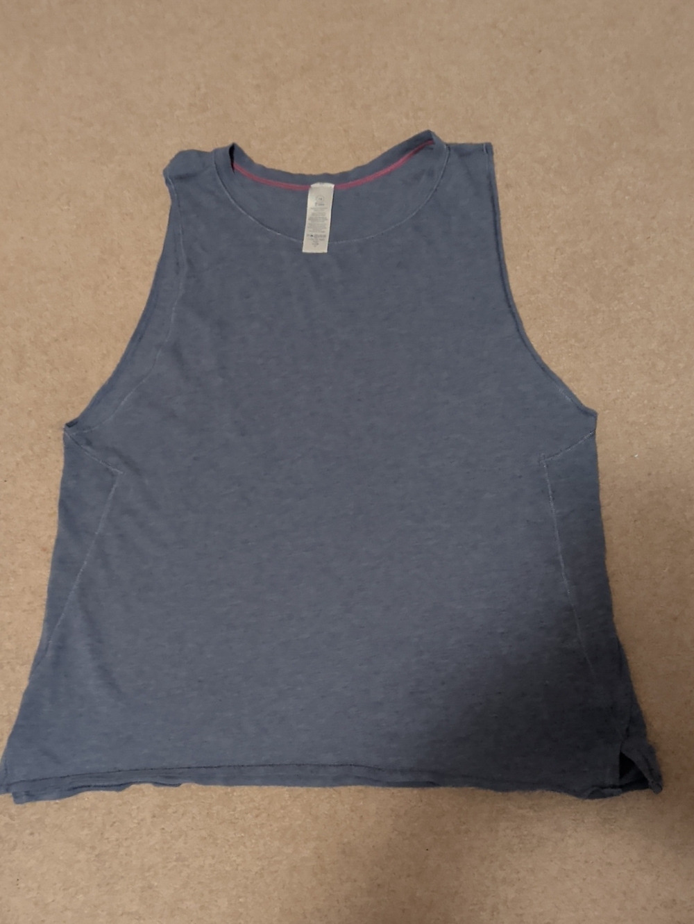 Ivivia size 14